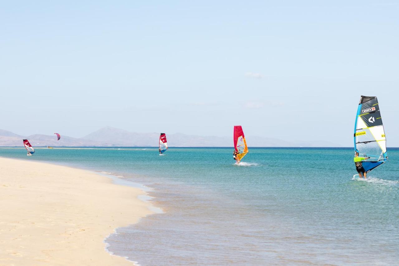 Home2Book Hola Rolls Corralejo Center المظهر الخارجي الصورة